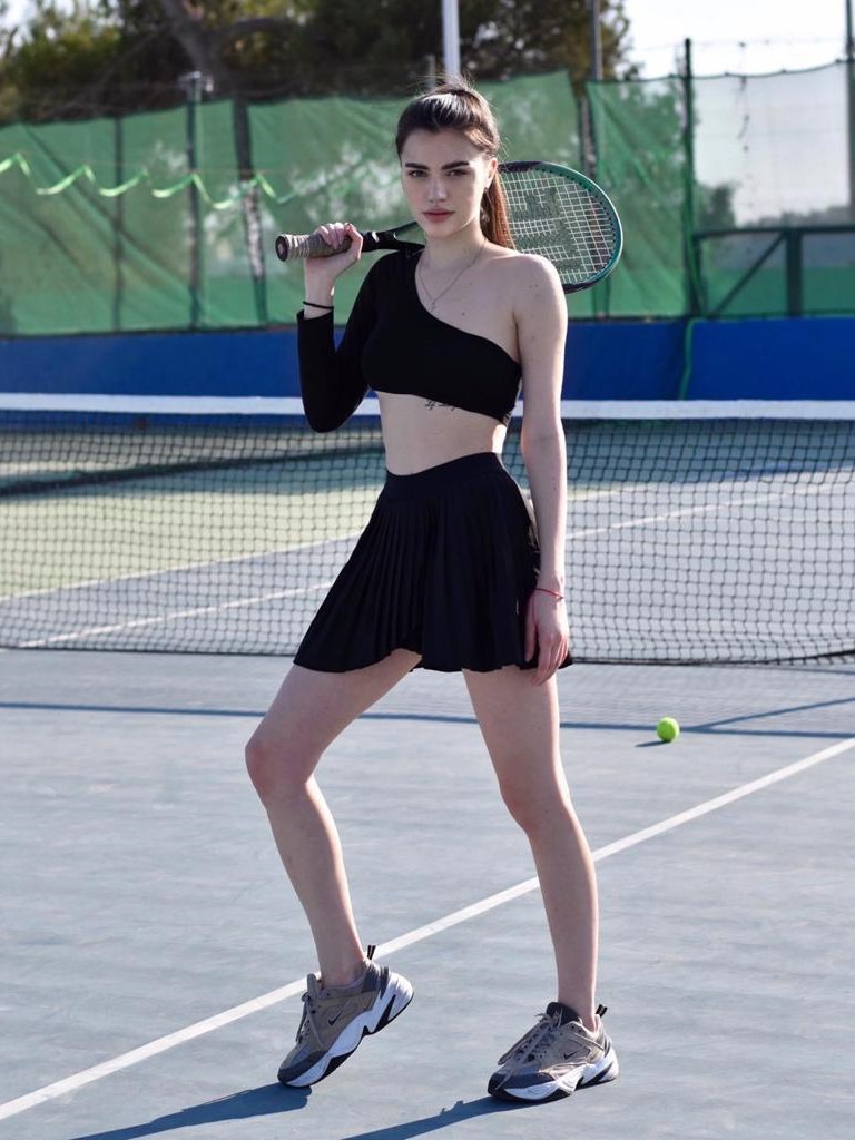 Модель Renata