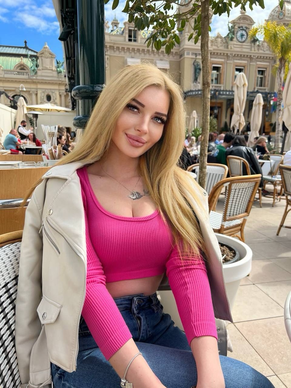 Модель Dahlia